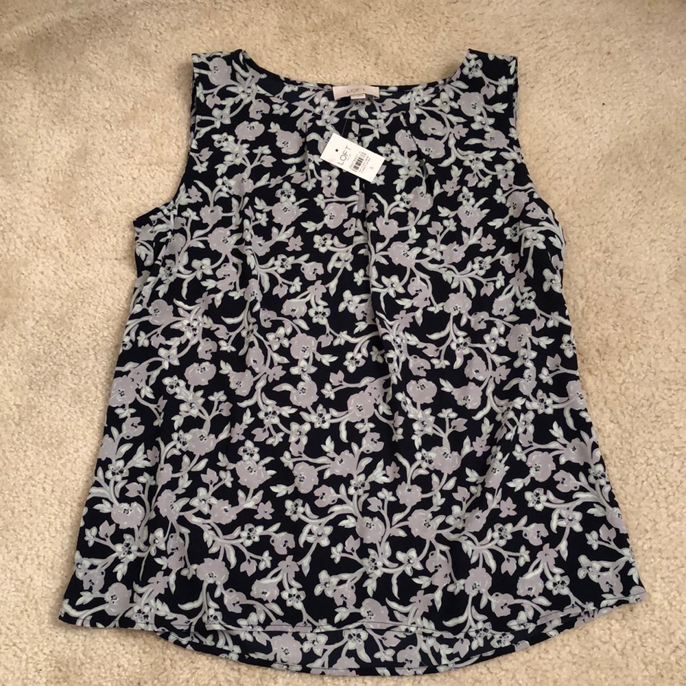 Woman’s Floral Tank Top NWT